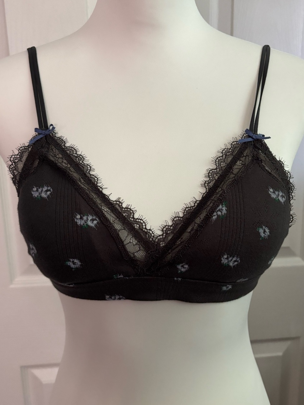 Aerie New Blooms Floral Lace Padded Triangle Bralette Small